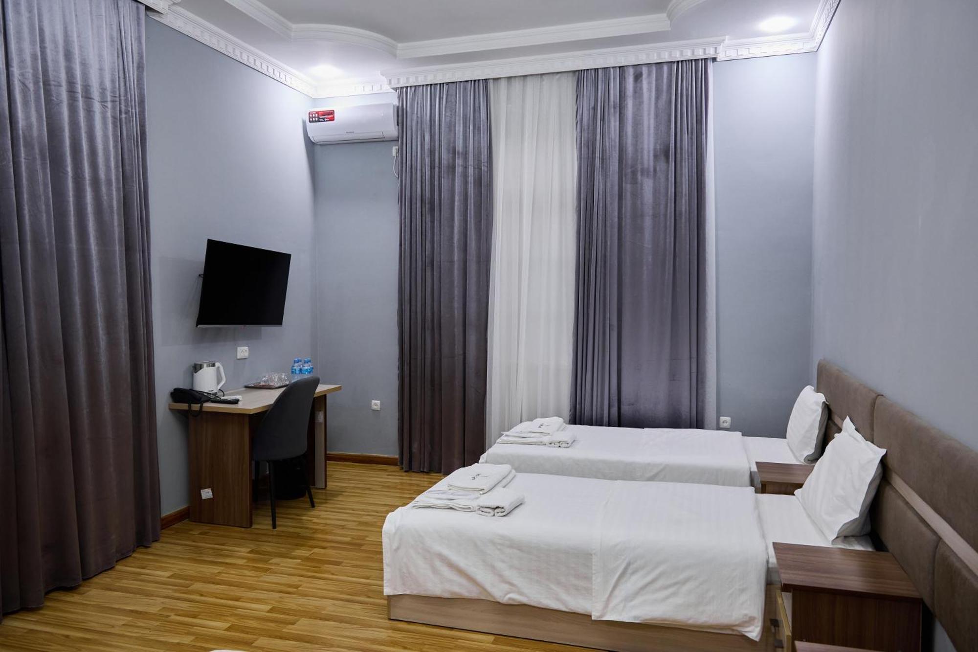 Art Garden Hotel Ташкент Экстерьер фото