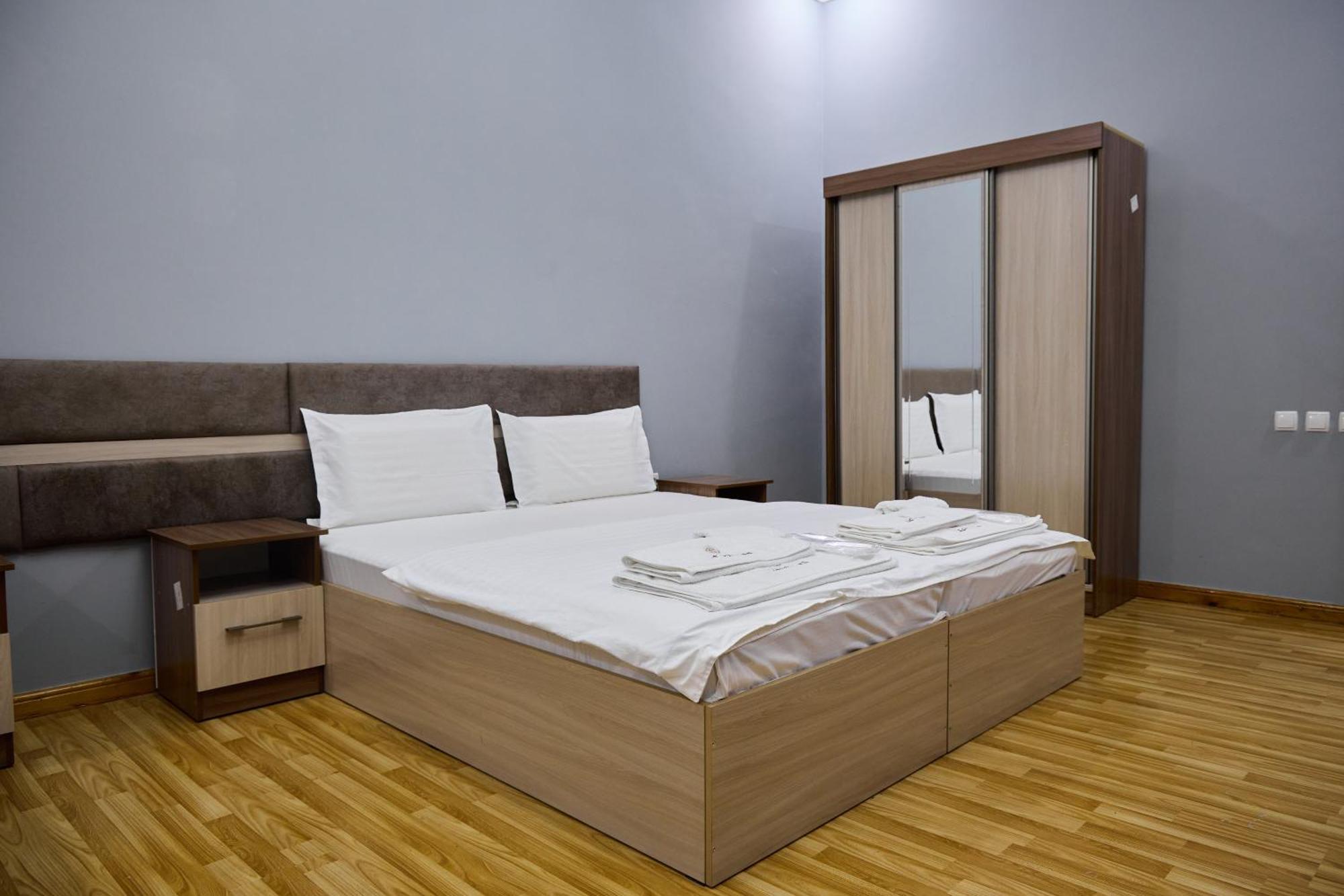 Art Garden Hotel Ташкент Экстерьер фото